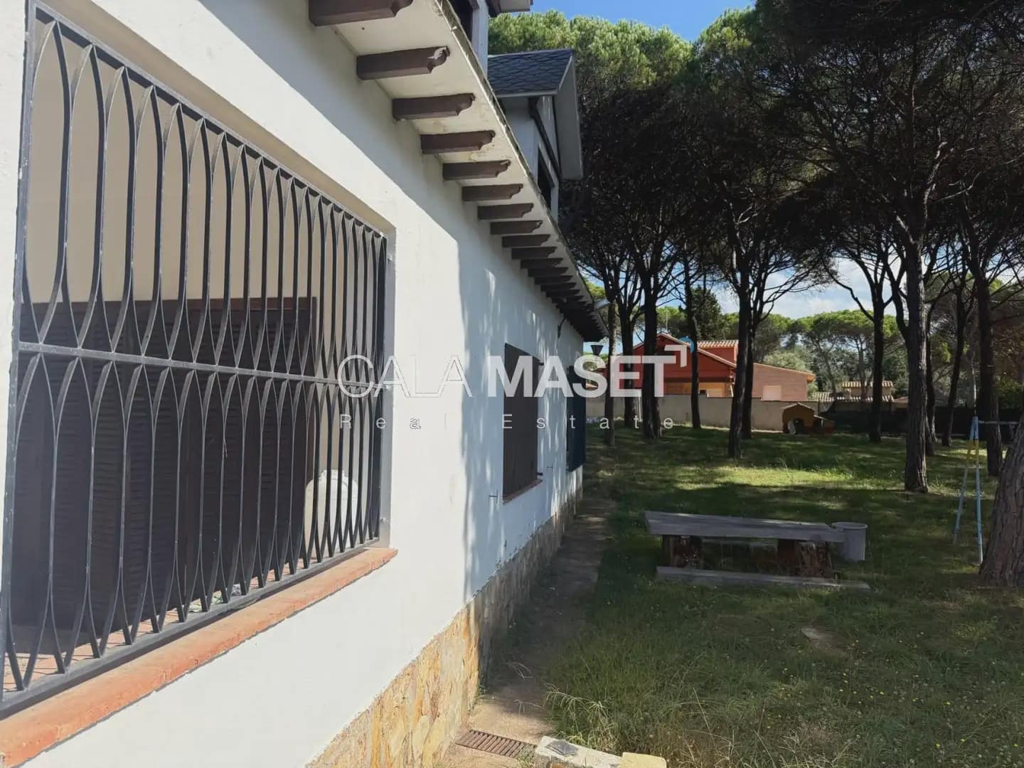 6 camera da letto Villa in vendita in Vidreres con garage - 585.000 € (Rif: 9890856)