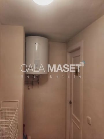 Commerciale in vendita in Platja d'Aro, Castell-Platja d'Aro - 190.000 € (Rif: 9890859)