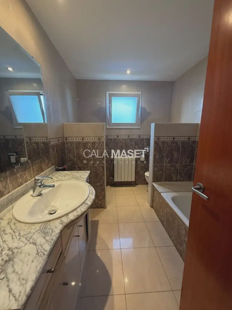 Chalet de 4 habitaciones en Calonge i Sant Antoni en venta con piscina garaje - 660.000 € (Ref: 9890860)