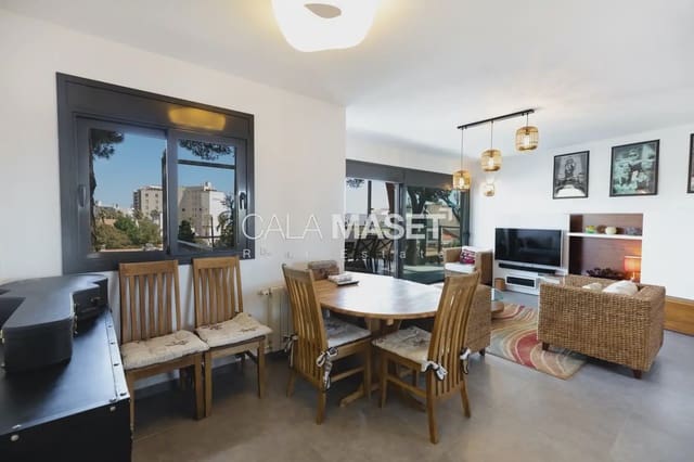 5 bedroom Villa for sale in Castell d'Aro, Castell-Platja d'Aro with garage - € 950,000 (Ref: 9890861)