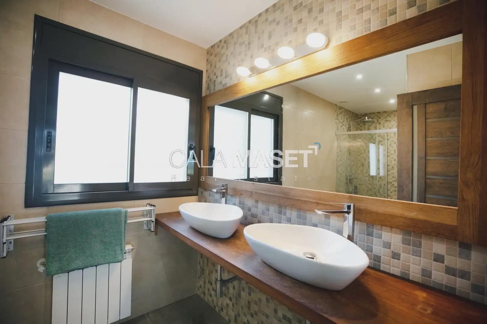5 bedroom Villa for sale in Castell d'Aro with garage - € 950,000 (Ref: 9890861)