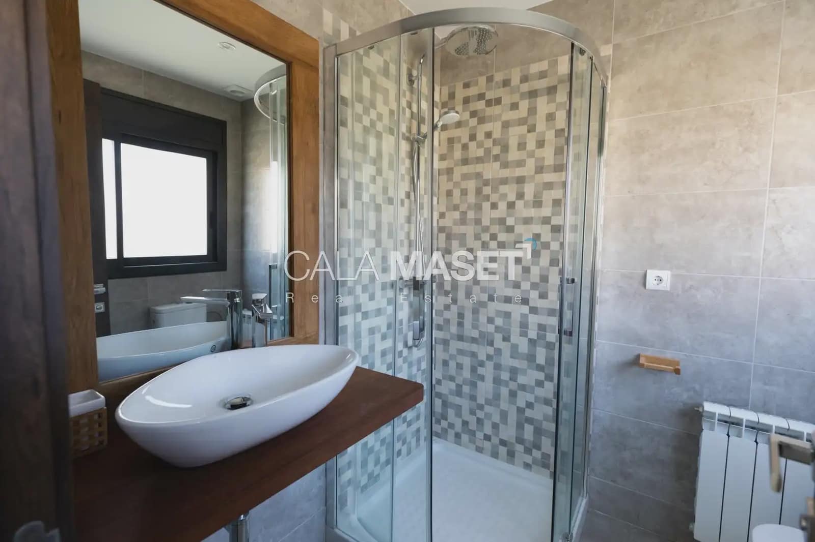 5 bedroom Villa for sale in Castell d'Aro with garage - € 950,000 (Ref: 9890861)