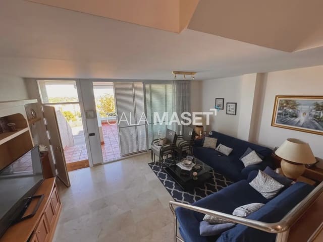 3 makuuhuone Rivitalo myytävänä paikassa Sant Feliu de Guíxols mukana 
autotalli - 625 000 € (Ref: 9890862)