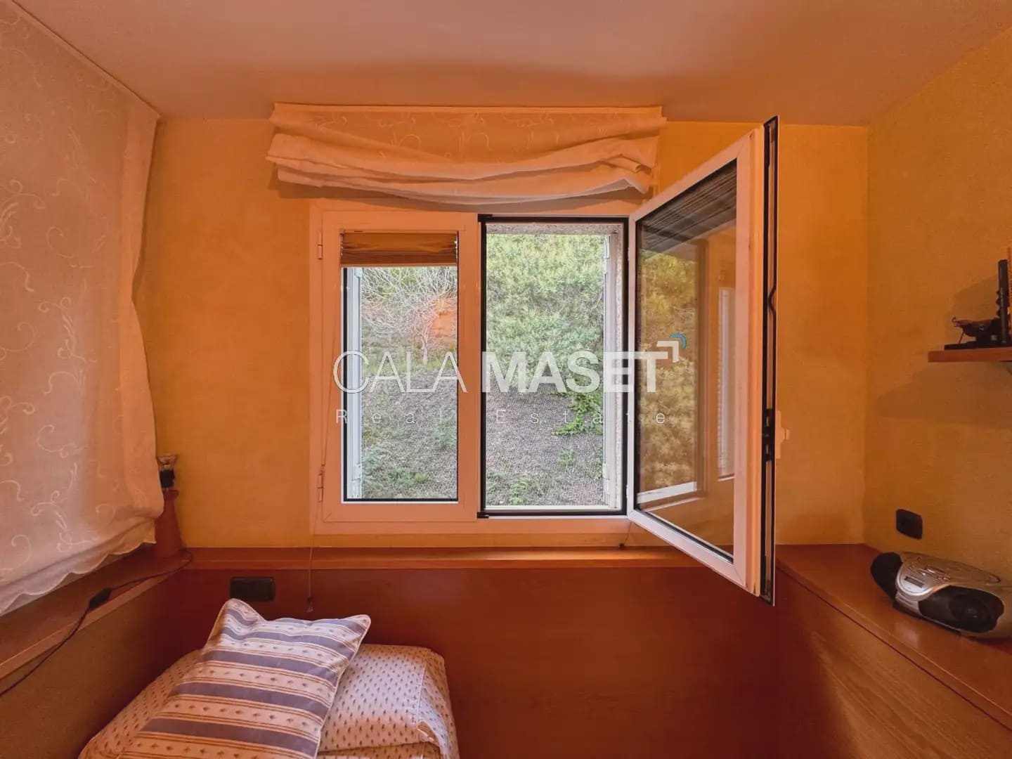 3 makuuhuone Rivitalo myytävänä paikassa Sant Feliu de Guixols mukana 
autotalli - 625 000 € (Ref: 9890862)