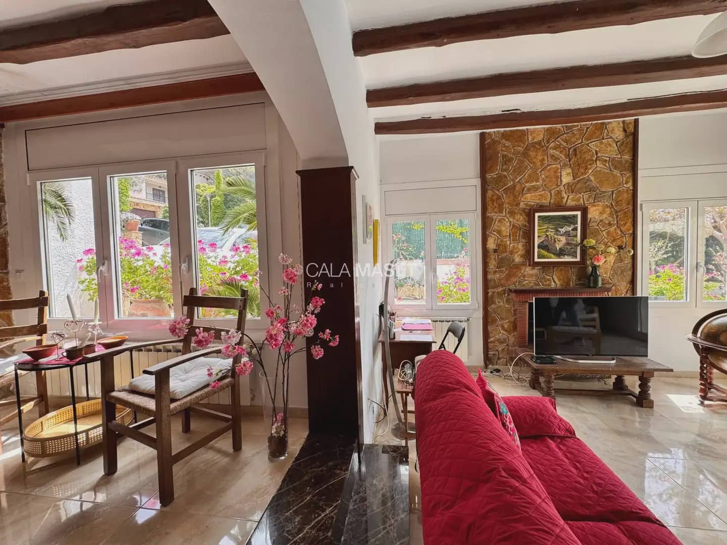 5 sovrum Villa till salu i S'Agaro med pool garage - 820 000 € (Ref: 9890863)