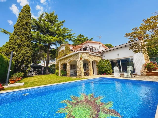 5 sovrum Villa till salu i S'Agaro, Castell-Platja d'Aro med pool garage - 820 000 € (Ref: 9890863)