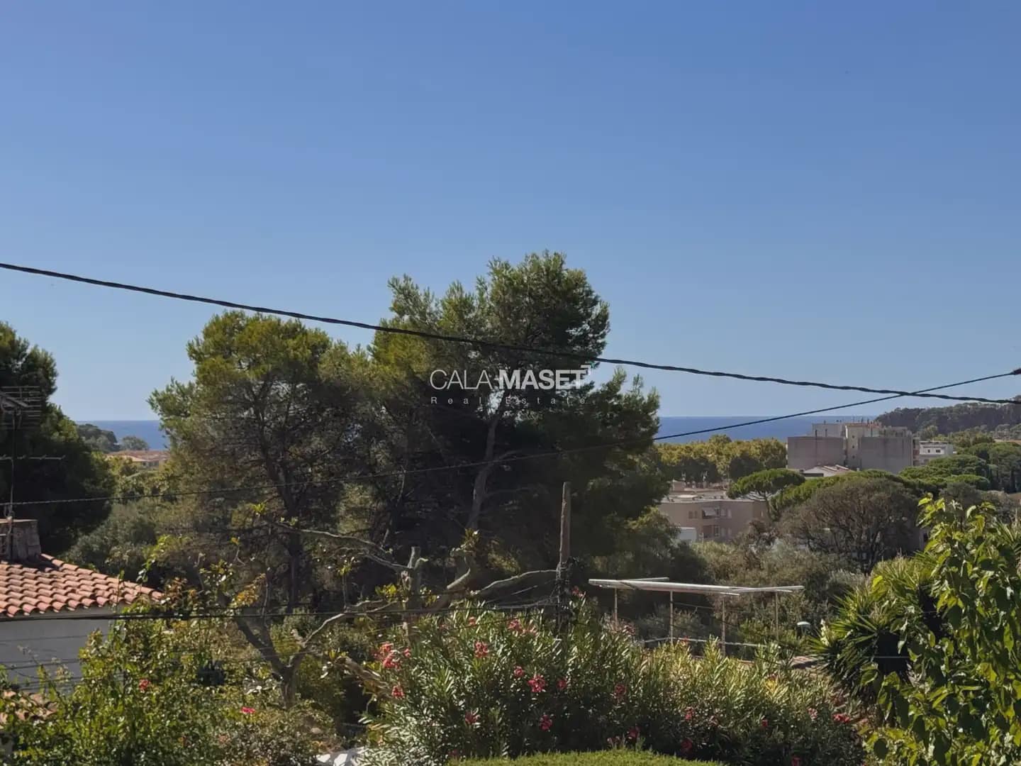5 sovrum Villa till salu i S'Agaro med pool garage - 820 000 € (Ref: 9890863)