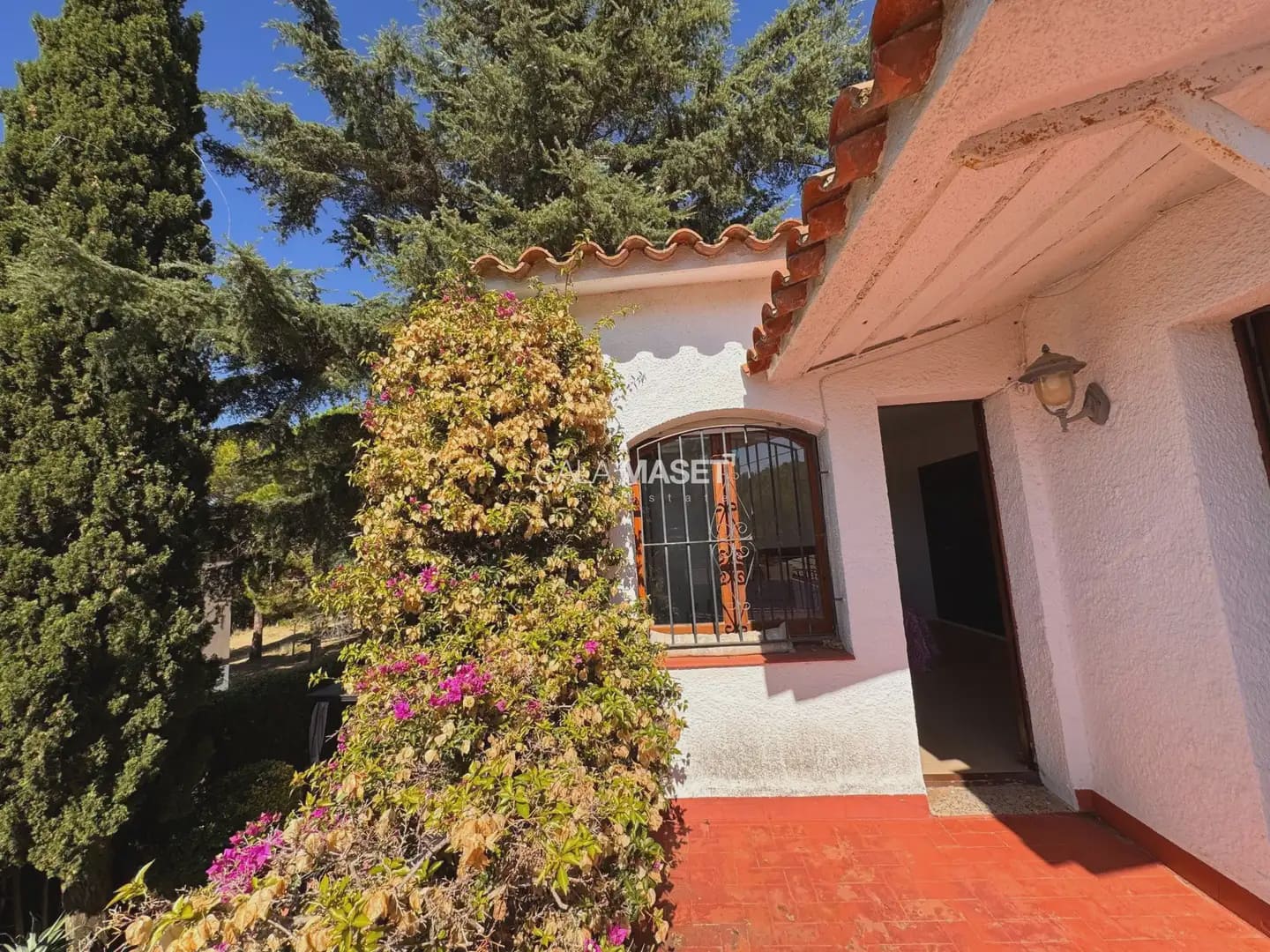 5 sovrum Villa till salu i S'Agaro med pool garage - 820 000 € (Ref: 9890863)