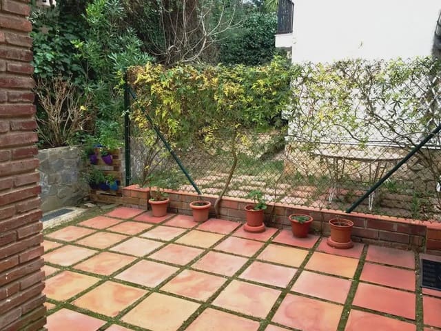 3 Zimmer Haus zu verkaufen in Santa Cristina d'Aro mit Garage - 380.000 € (Ref: 9890864)