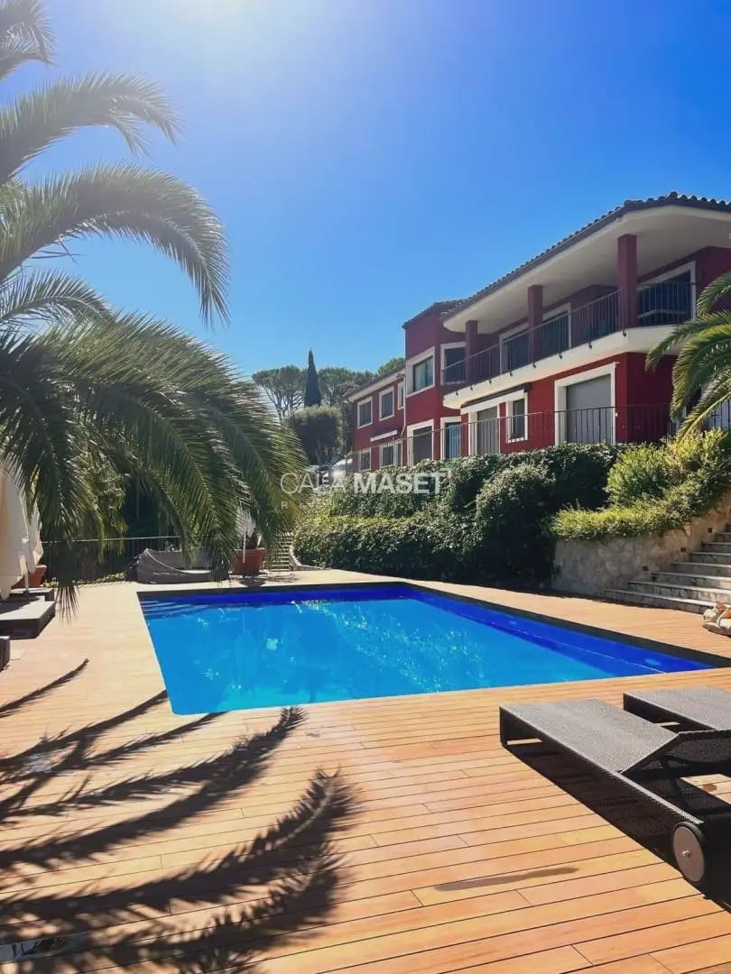5 soverom Villa til salgs i Santa Cristina d'Aro med svømmebasseng garasje - € 2 500 000 (Ref: 9890865)