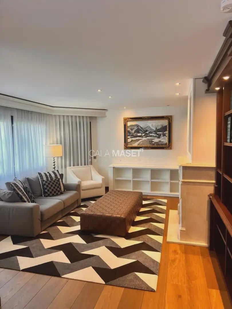5 soverom Villa til salgs i Santa Cristina d'Aro med svømmebasseng garasje - € 2 500 000 (Ref: 9890865)