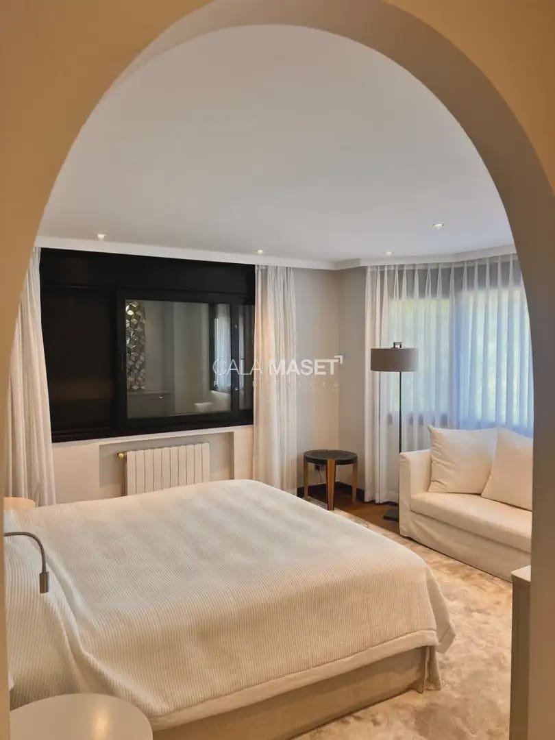 5 soverom Villa til salgs i Santa Cristina d'Aro med svømmebasseng garasje - € 2 500 000 (Ref: 9890865)