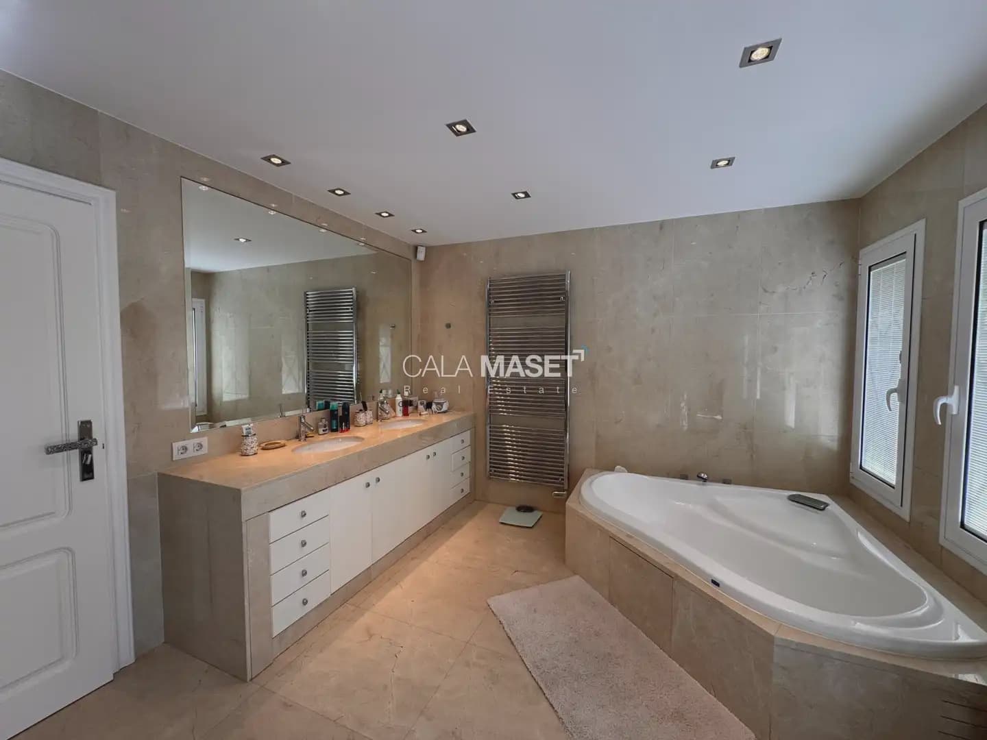 8 quarto Moradia para venda em Castell-Platja d'Aro com piscina garagem - 2 800 000 € (Ref: 9890866)