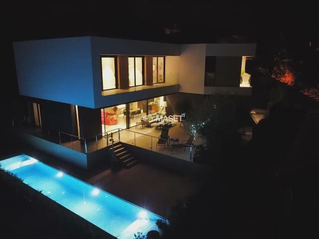 6 bedroom Villa for rent in Platja d'Aro, Castell-Platja d'Aro with pool garage - € 9,900 (Ref: 9890868)
