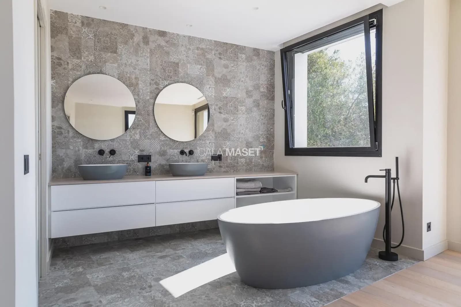 6 quarto Moradia para arrendar em Platja d'Aro com piscina garagem - 9 900 € (Ref: 9890868)