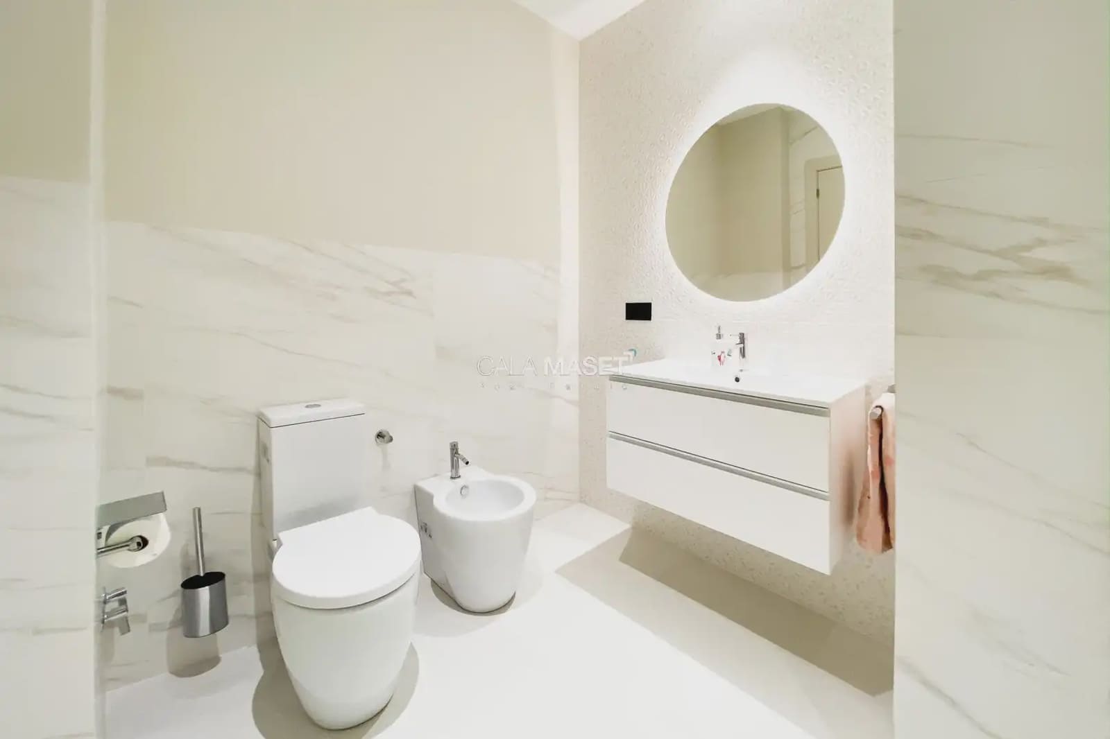 6 quarto Moradia para arrendar em Platja d'Aro com piscina garagem - 9 900 € (Ref: 9890868)