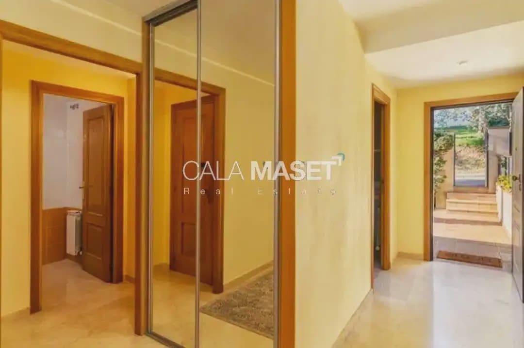4 soveværelse Byhus til salg i Platja d'Aro med garage - € 500.000 (Ref: 9890870)