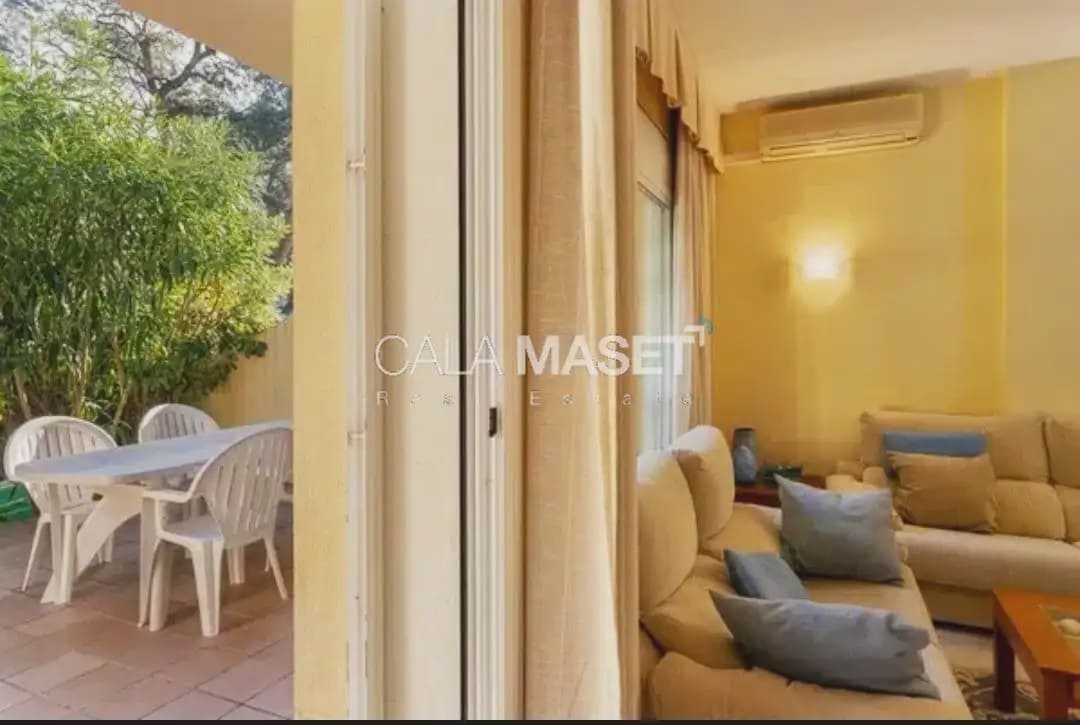 4 soveværelse Byhus til salg i Platja d'Aro med garage - € 500.000 (Ref: 9890870)