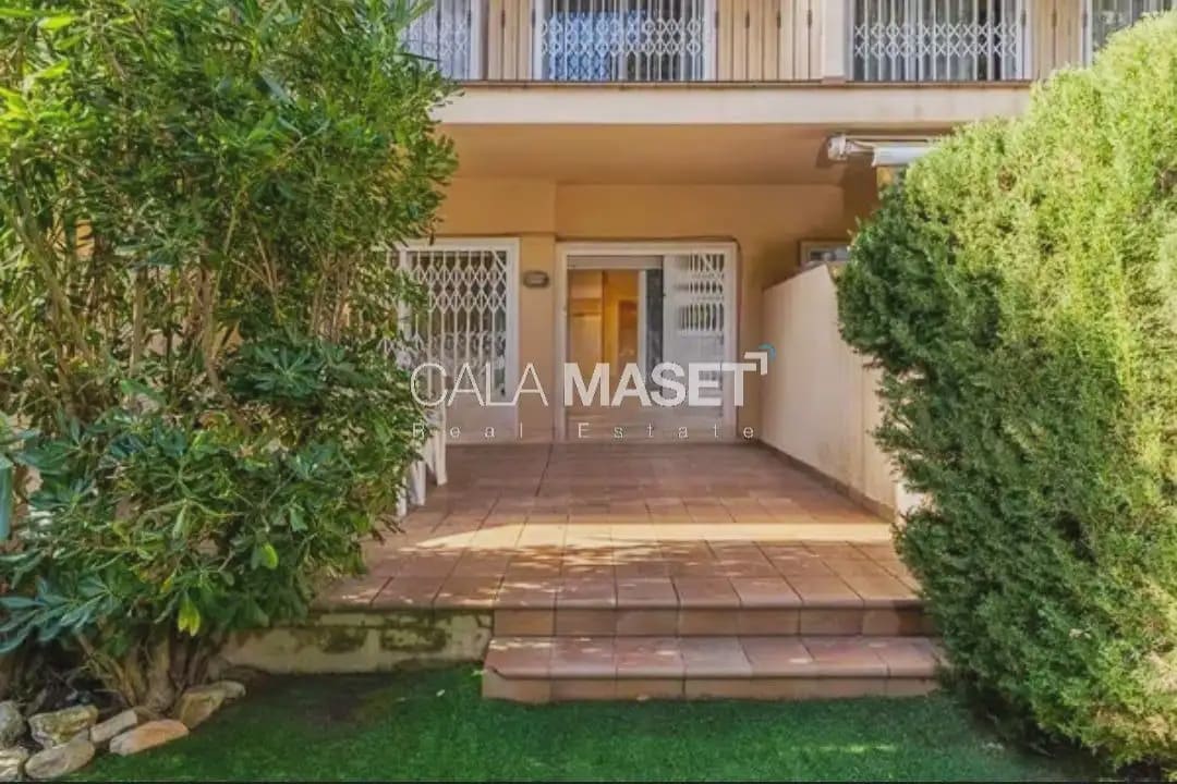 4 soveværelse Byhus til salg i Platja d'Aro med garage - € 500.000 (Ref: 9890870)