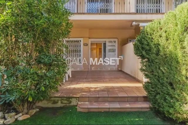 4 soveværelse Byhus til salg i Platja d'Aro, Castell-Platja d'Aro med garage - € 500.000 (Ref: 9890870)