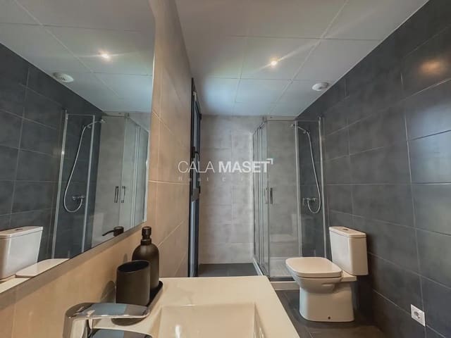 2 makuuhuone Huoneisto vuokrattavana paikassa Platja d'Aro, Castell-Platja d'Aro mukana uima-altaan - 4 000 € (Ref: 9890874)