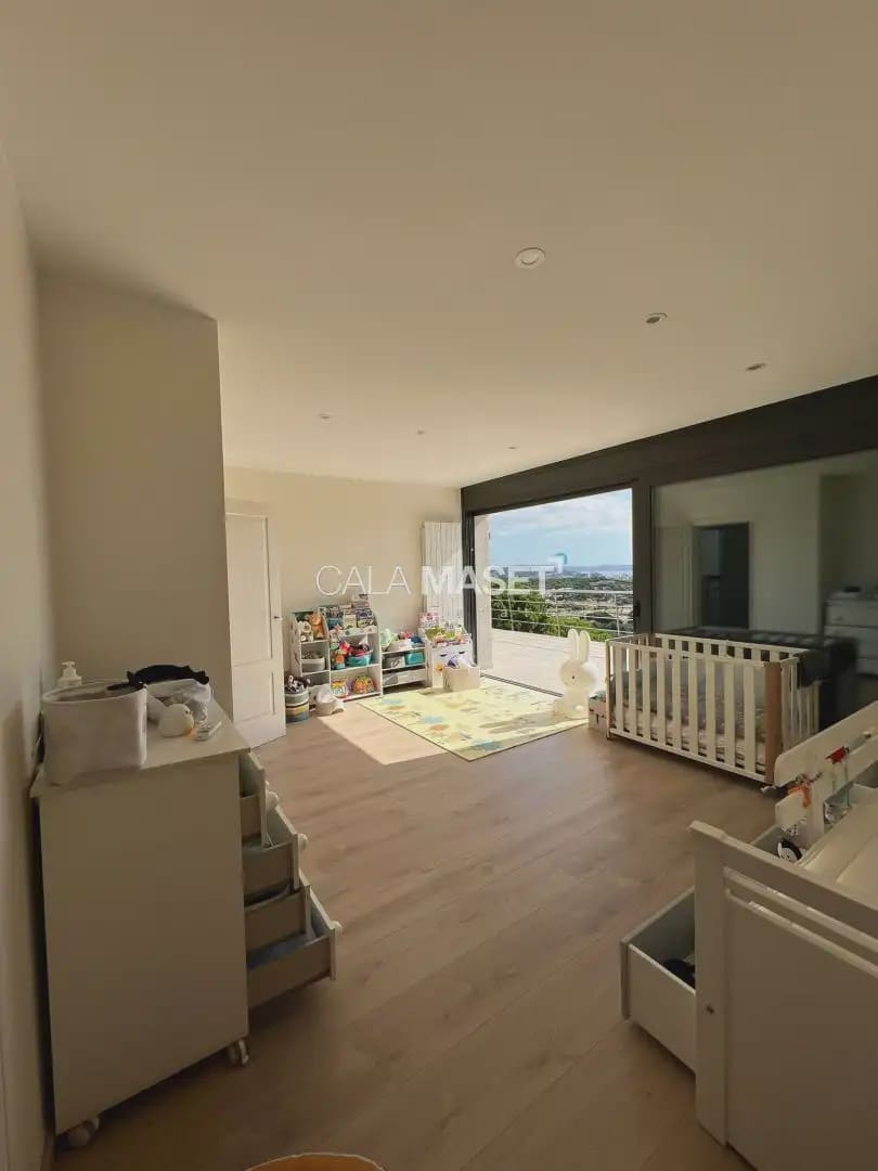 6 bedroom Villa for sale in Sant Feliu de Guixols with pool garage - € 1,800,000 (Ref: 9890875)