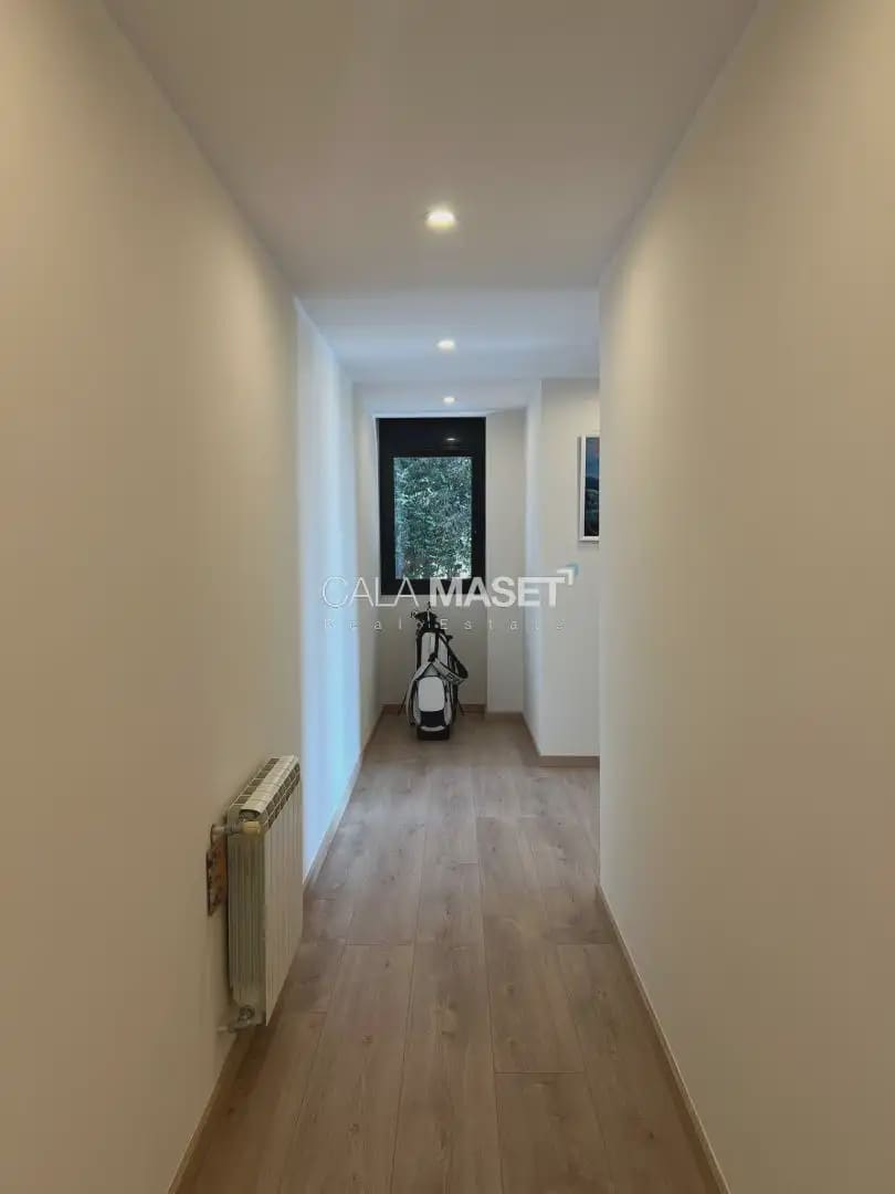 6 bedroom Villa for sale in Sant Feliu de Guixols with pool garage - € 1,800,000 (Ref: 9890875)