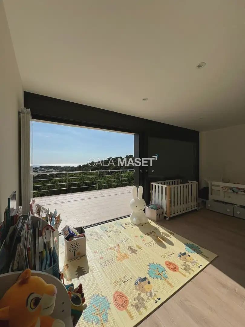 6 bedroom Villa for sale in Sant Feliu de Guixols with pool garage - € 1,800,000 (Ref: 9890875)