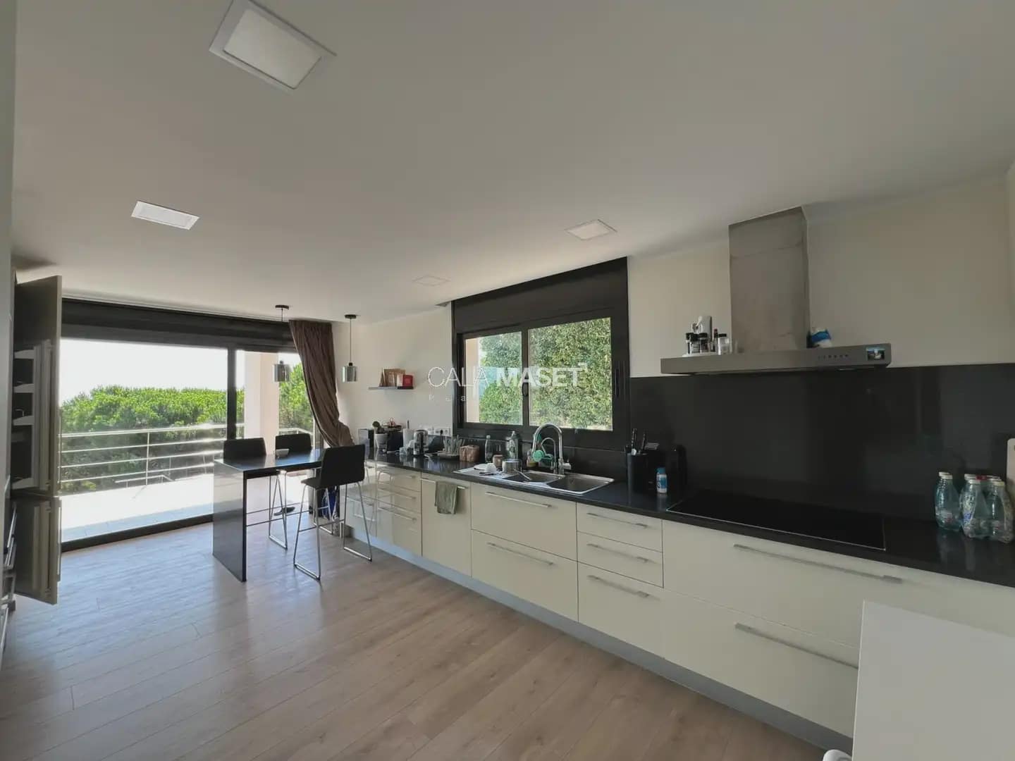6 bedroom Villa for sale in Sant Feliu de Guixols with pool garage - € 1,800,000 (Ref: 9890875)