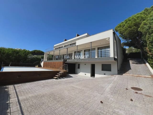 6 bedroom Villa for sale in Sant Feliu de Guíxols with pool garage - € 1,800,000 (Ref: 9890875)