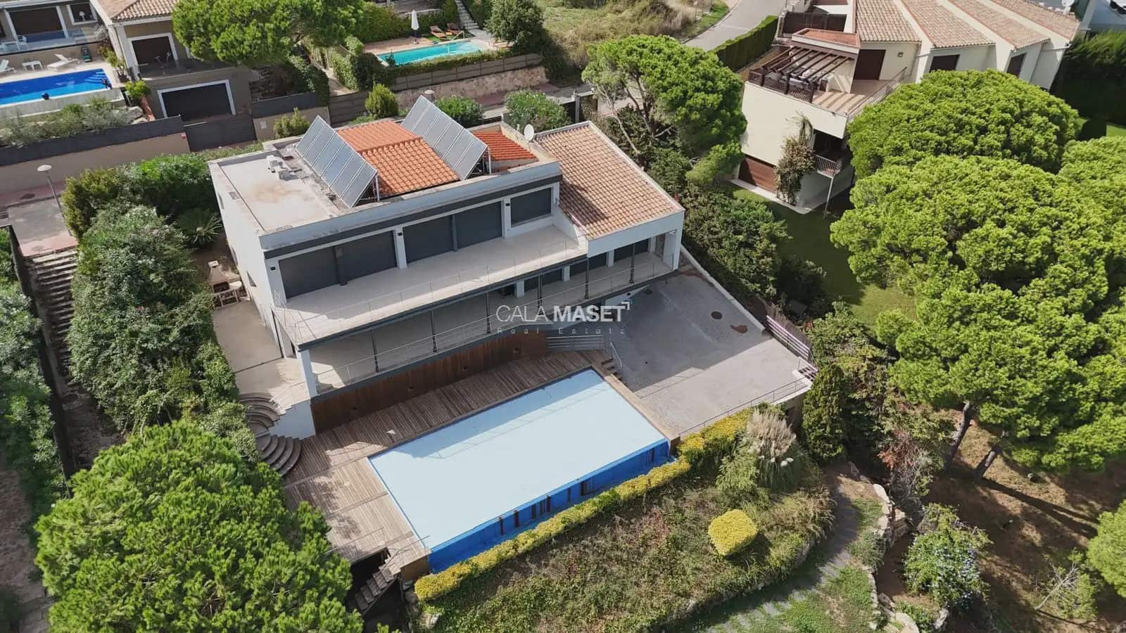6 bedroom Villa for sale in Sant Feliu de Guixols with pool garage - € 1,800,000 (Ref: 9890875)