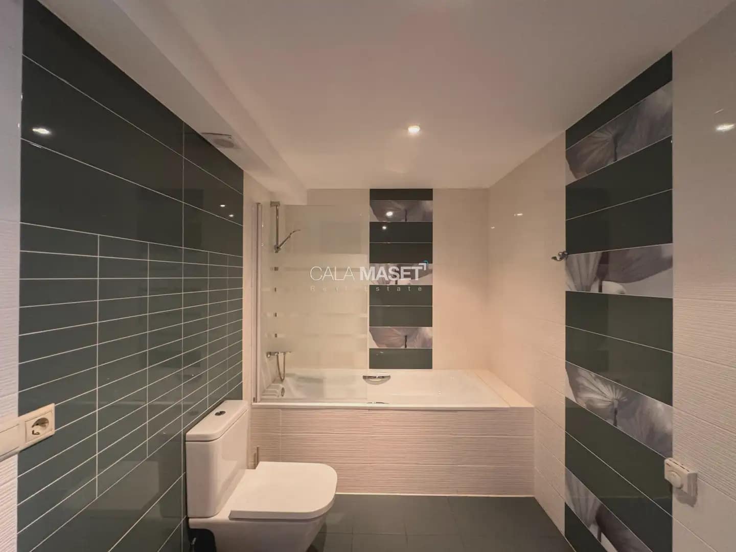 5 Zimmer Villa zu verkaufen in Calonge i Sant Antoni mit Garage - 1.850.000 € (Ref: 9890876)