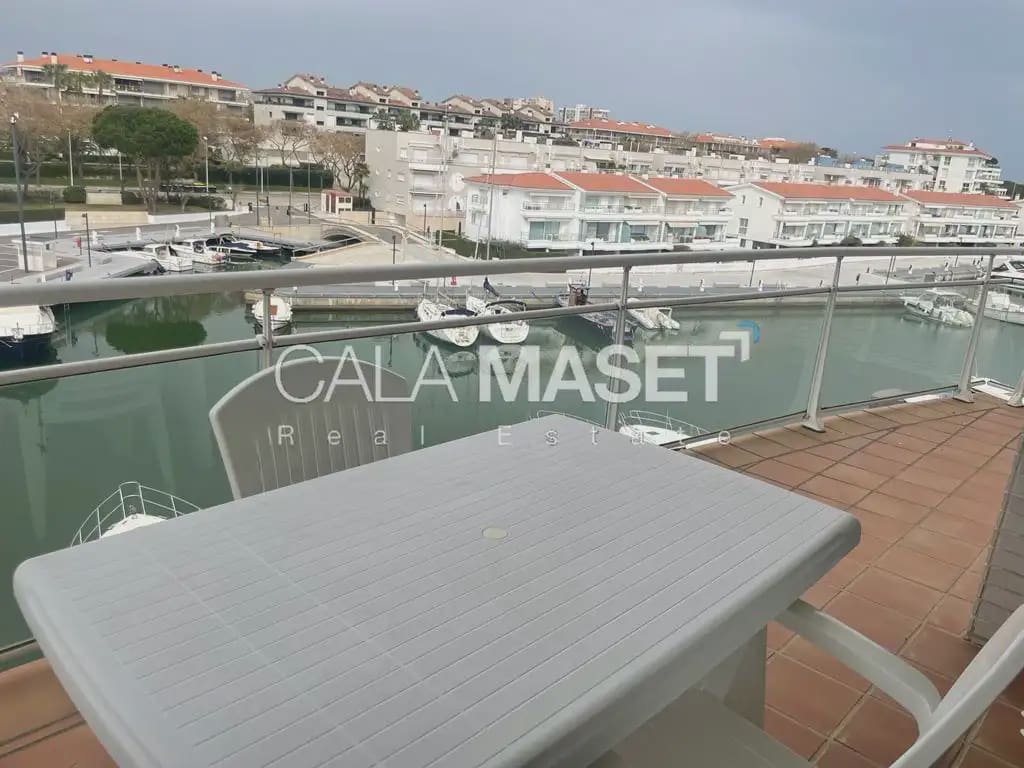 3 sypialnia Penthouse na sprzedaż w Castell d'Aro z garażem - 580 000 € (Ref: 9890881)