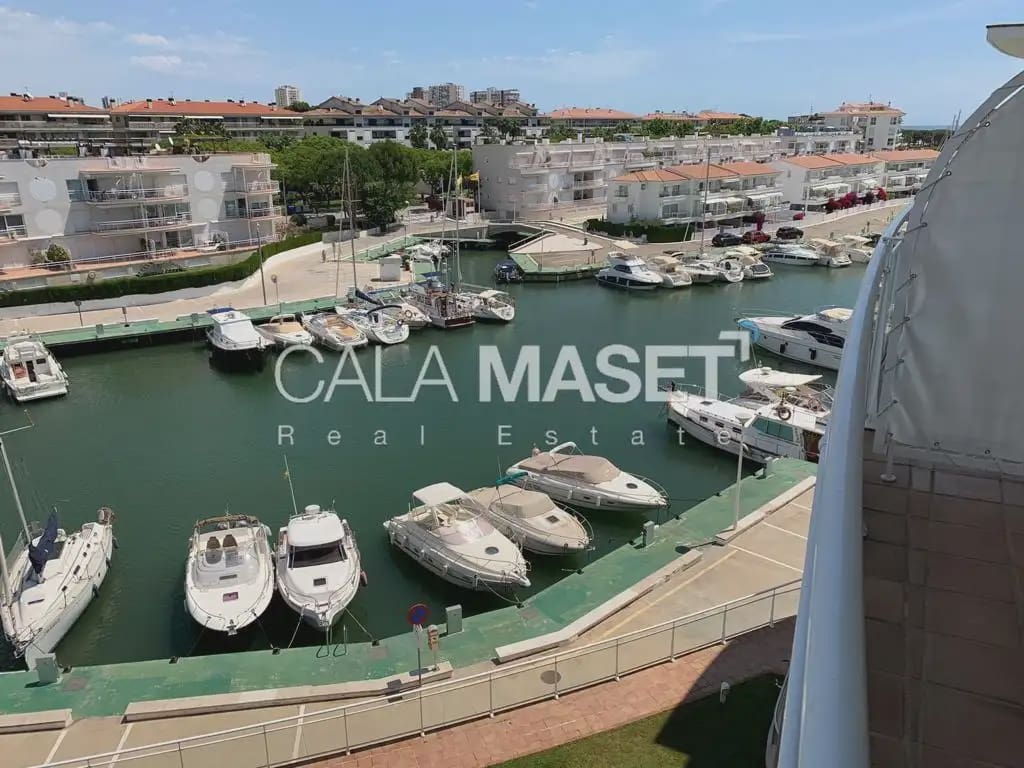 3 sypialnia Penthouse na sprzedaż w Castell d'Aro z garażem - 580 000 € (Ref: 9890881)