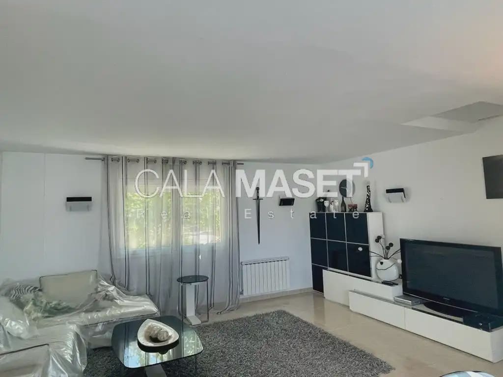 3 sypialnia Penthouse na sprzedaż w Castell d'Aro z garażem - 580 000 € (Ref: 9890881)