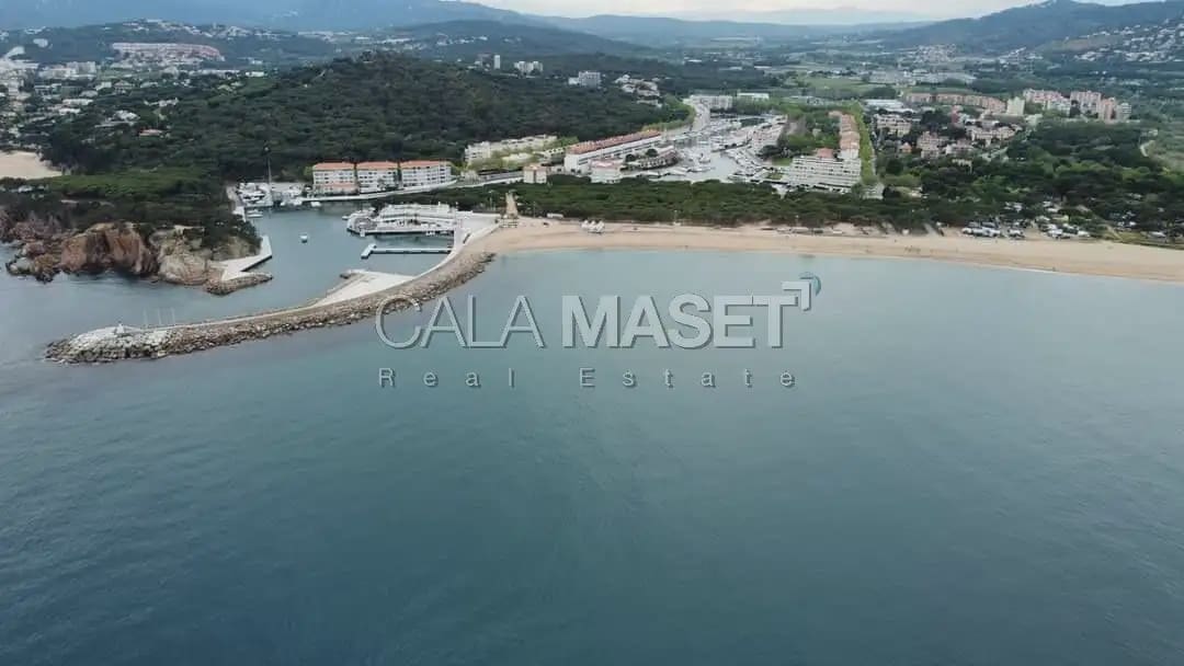3 sypialnia Penthouse na sprzedaż w Castell d'Aro z garażem - 580 000 € (Ref: 9890881)