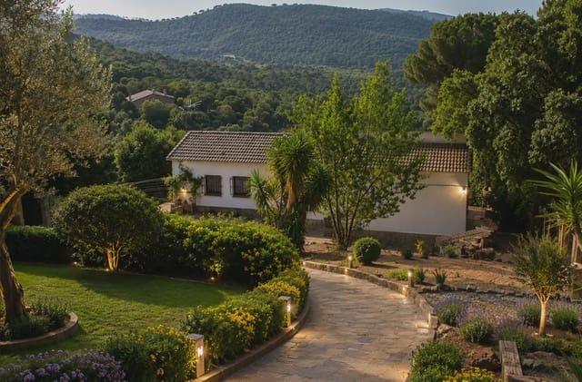 3 soverom Villa til salgs i Santa Cristina d'Aro med garasje - € 315 000 (Ref: 9890882)