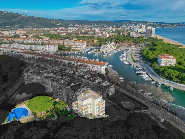 3 soveværelse Lejlighed til salg i Platja d'Aro, Castell-Platja d'Aro med garage - € 498.000 (Ref: 9890883)