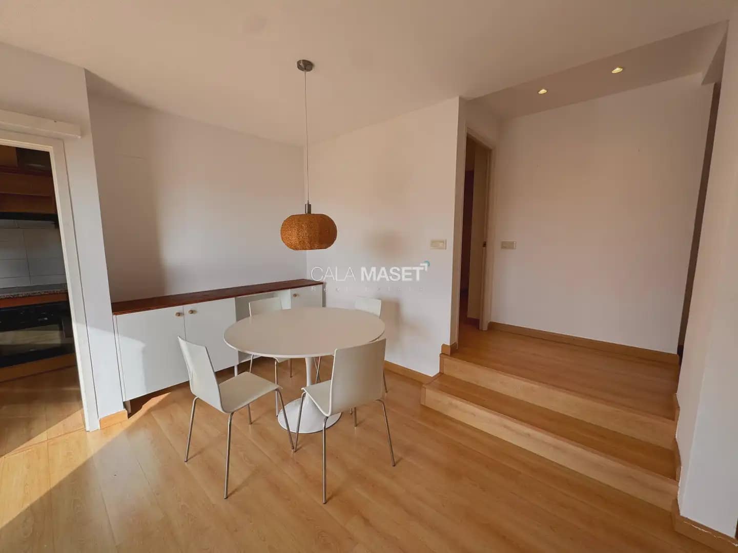 2 sypialnia Apartament do wynajęcia w S'Agaro z basenem garażem - 4 500 € (Ref: 9890884)