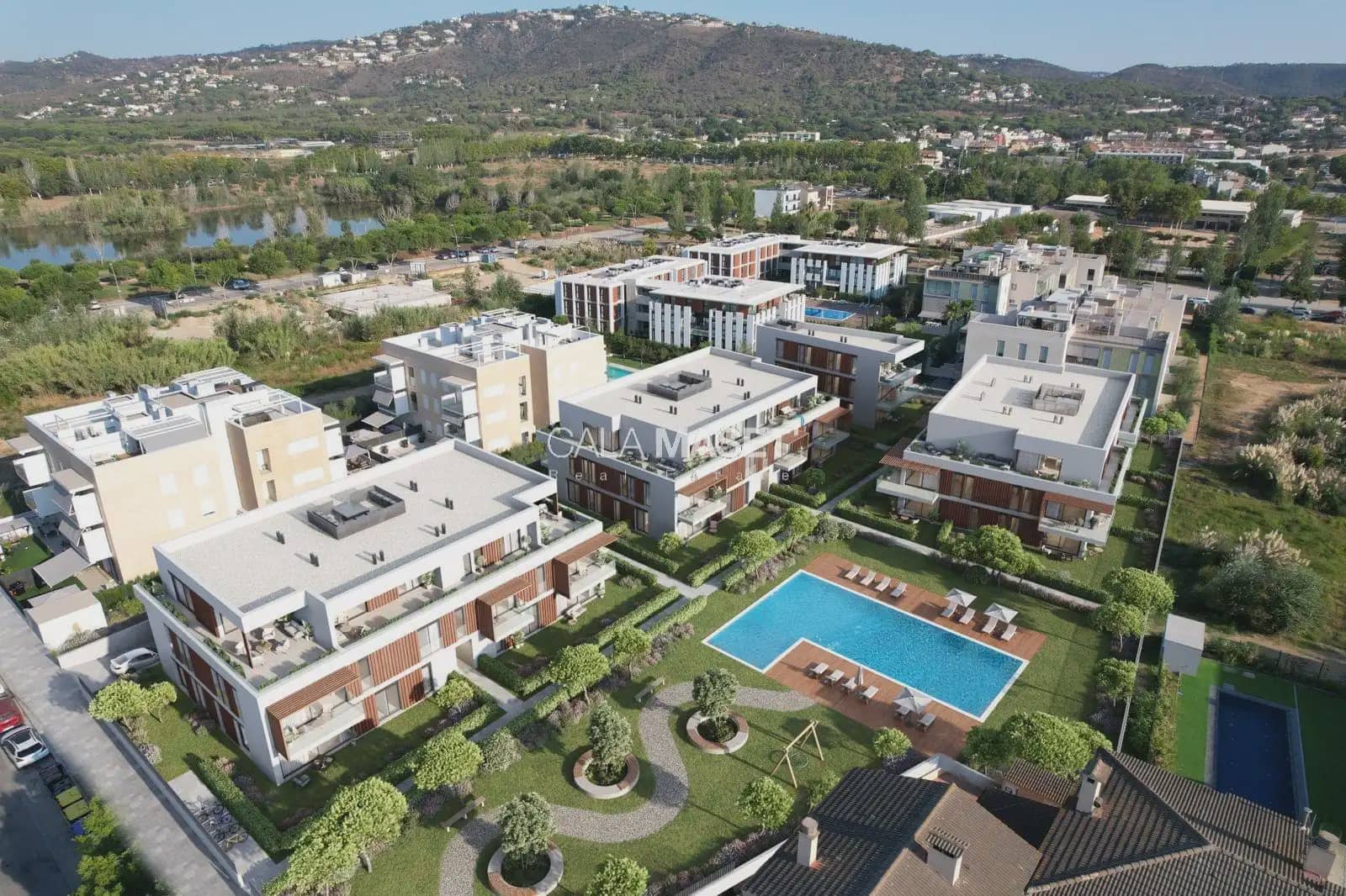 2 soveværelse Lejlighed til salg i Castell-Platja d'Aro med swimmingpool garage - € 390.000 (Ref: 9890885)