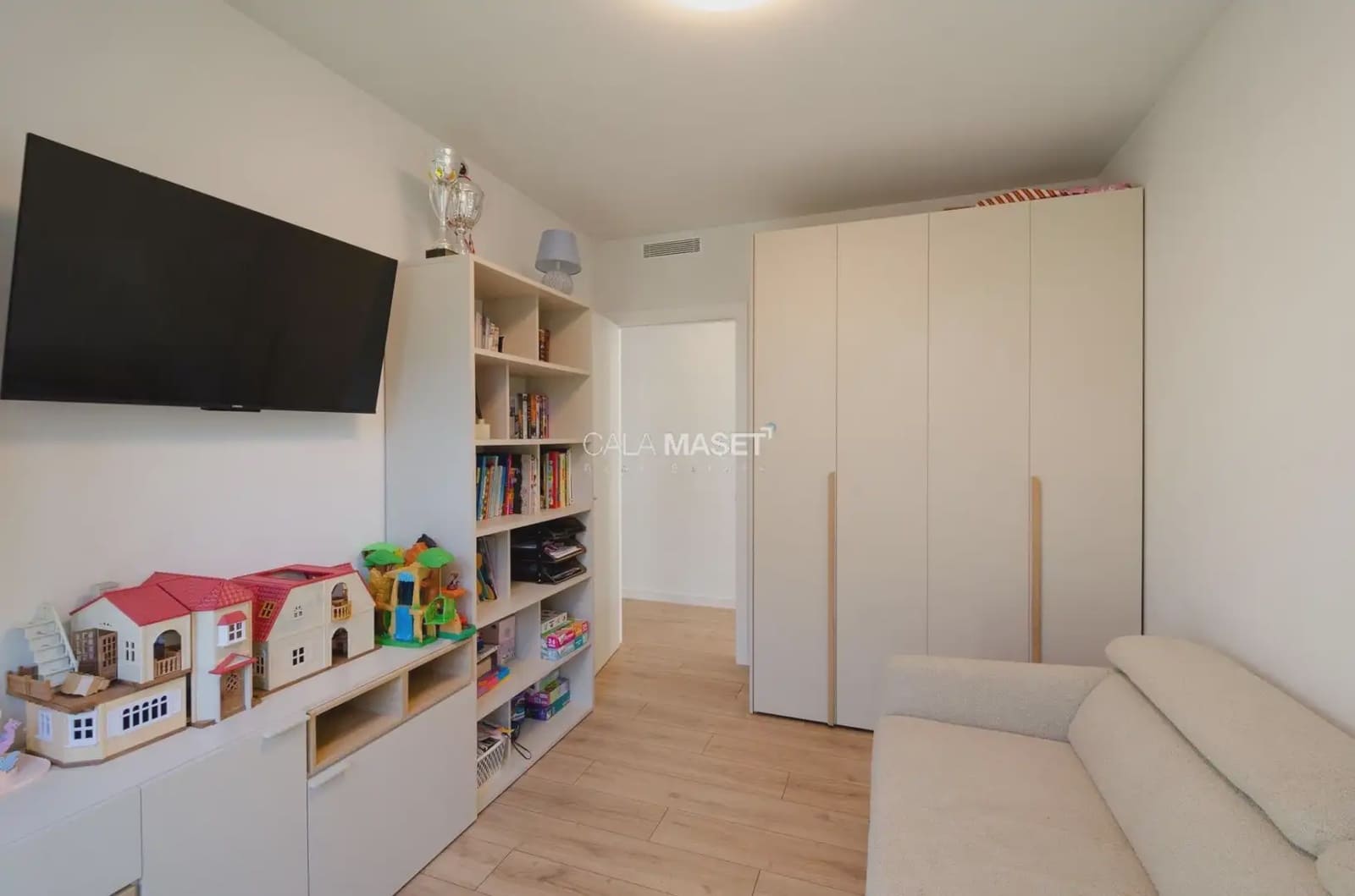 3 soverom Leilighet til salgs i S'Agaro med svømmebasseng garasje - € 795 000 (Ref: 9890891)