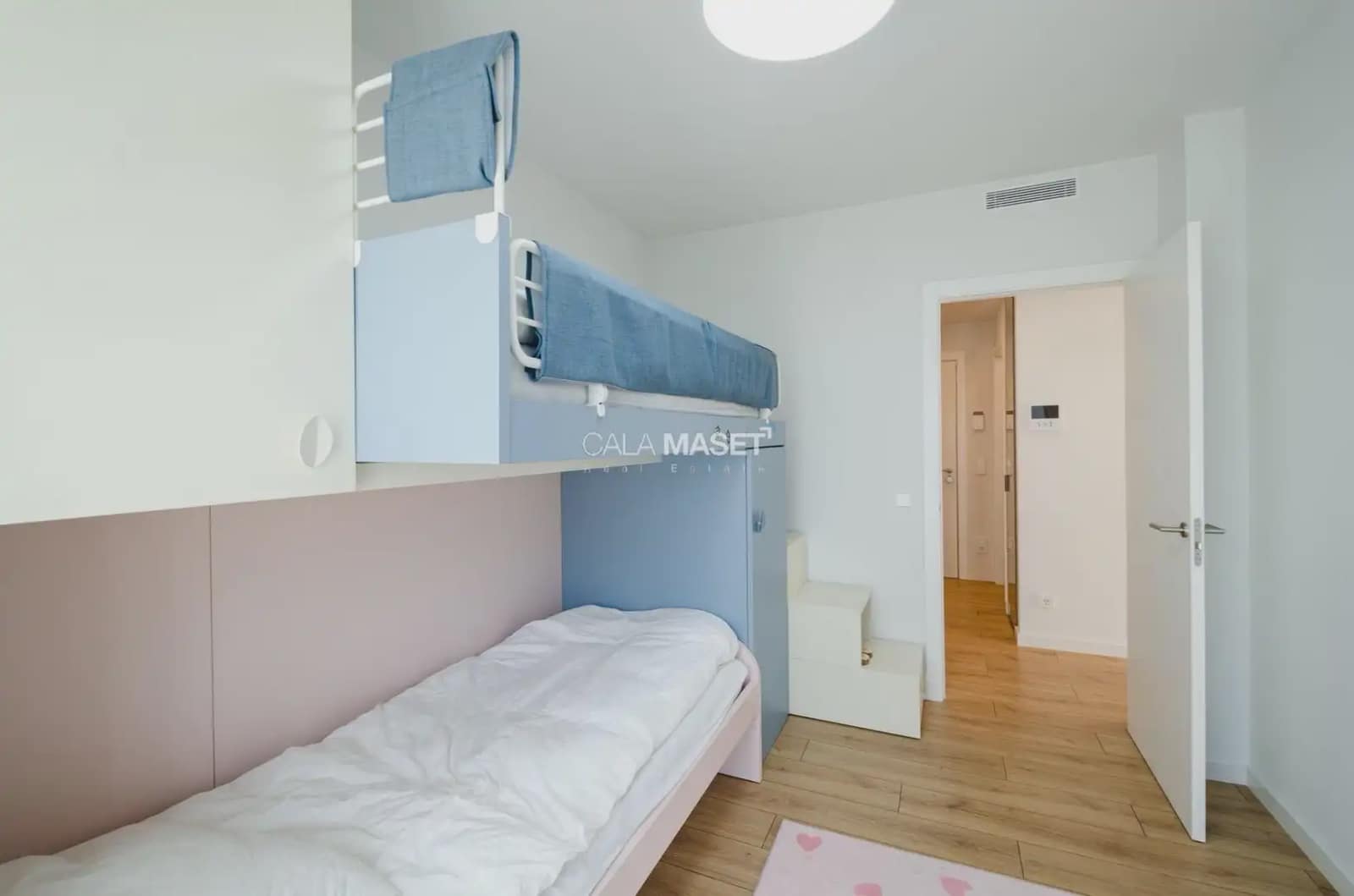 3 soverom Leilighet til salgs i S'Agaro med svømmebasseng garasje - € 795 000 (Ref: 9890891)