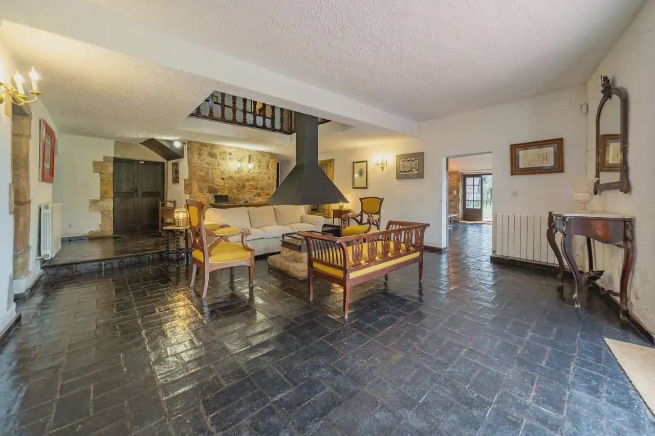 7 slaapkamer Finca/Landhuis te koop in Llagostera met zwembad - € 1.325.000 (Ref: 9890892)