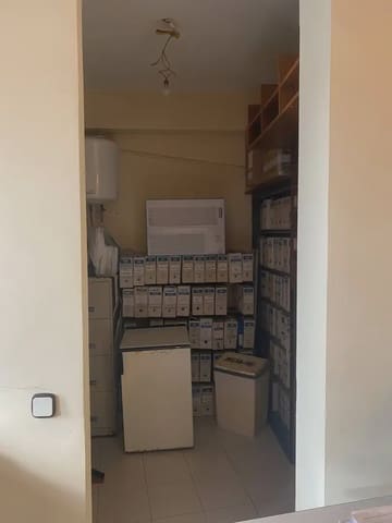 Office for rent in Platja d'Aro, Castell-Platja d'Aro - € 800 (Ref: 9890893)