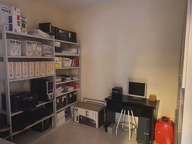 Office for rent in Platja d'Aro, Castell-Platja d'Aro - € 800 (Ref: 9890893)