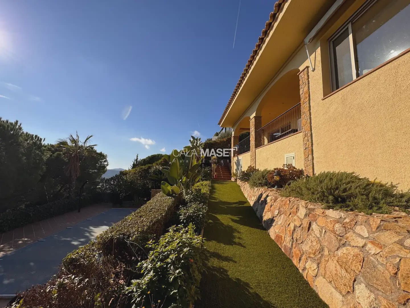3 bedroom Villa for sale in Castell-Platja d'Aro with pool garage - € 990,000 (Ref: 9890894)