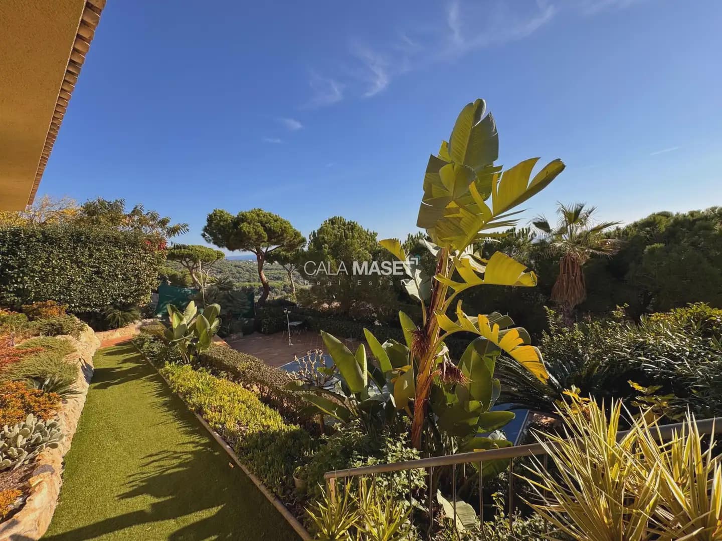 3 bedroom Villa for sale in Castell-Platja d'Aro with pool garage - € 990,000 (Ref: 9890894)