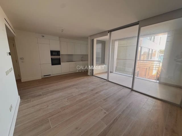 3 chambre Appartement de Plage à vendre à Platja d'Aro, Castell-Platja d'Aro avec piscine garage - 875 000 € (Ref: 9890895)