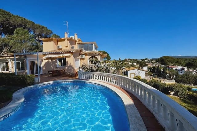 7 soverom Villa til salgs i Calonge i Sant Antoni med svømmebasseng garasje - € 1 160 000 (Ref: 9890897)