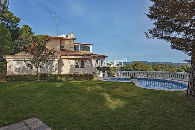 7 soverom Villa til salgs i Calonge i Sant Antoni med svømmebasseng garasje - € 1 160 000 (Ref: 9890897)